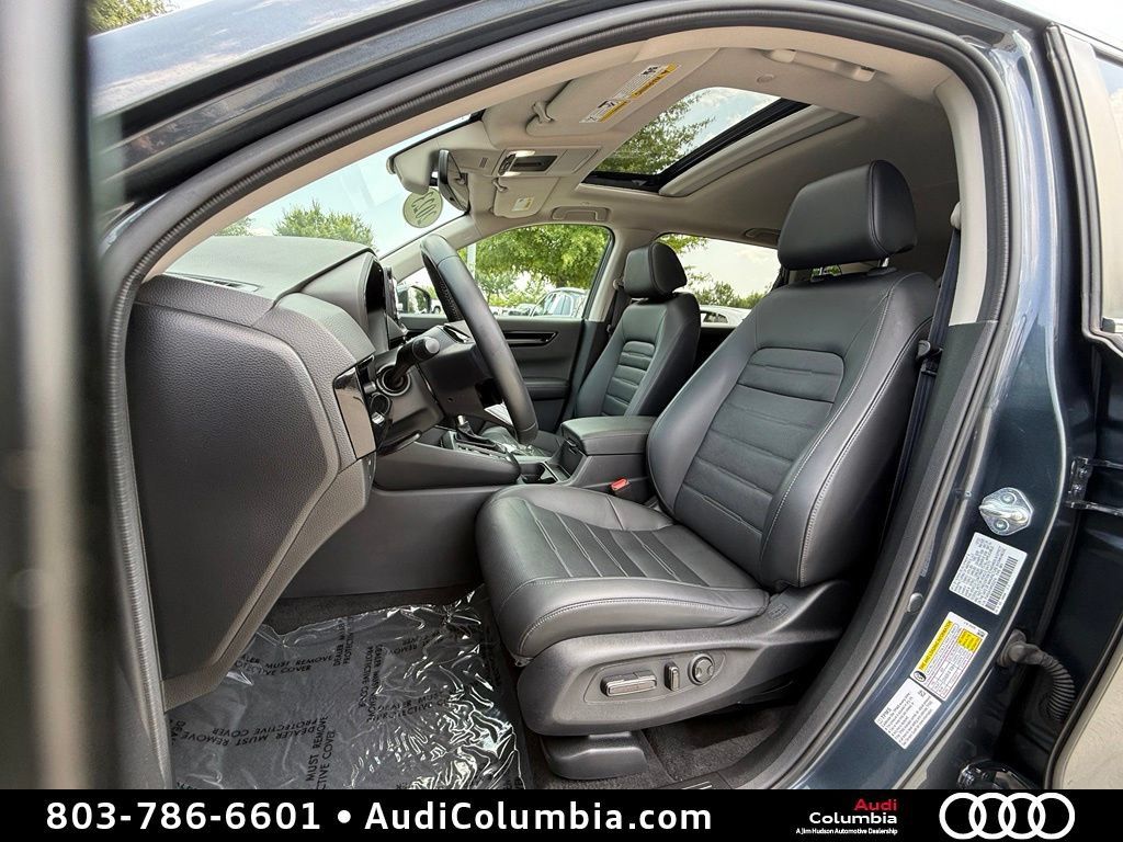 Used 2023 Honda CR-V EX-L image 5