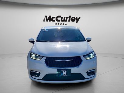 Used 2023 Chrysler Pacifica Touring-L