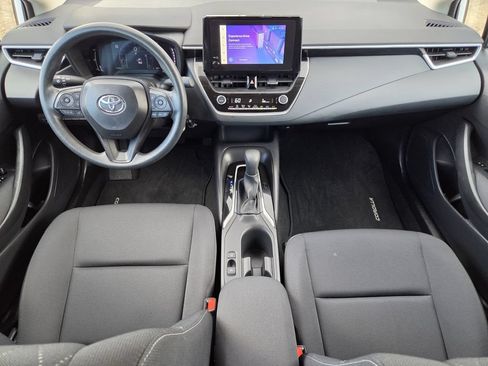 Used 2026 Toyota Corolla LE FWD image 12