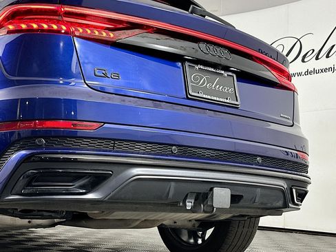 Used 2022 Audi Q8 Premium Plus w/ Premium Plus Package AWD/4WD image 27