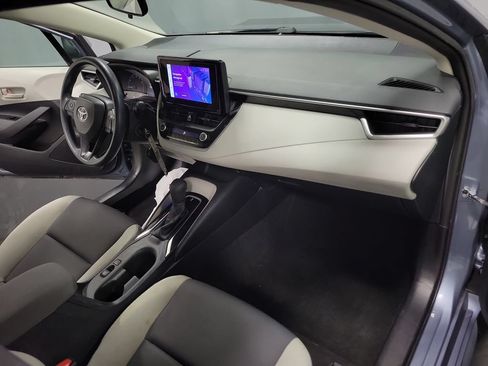 Used 2024 Toyota Corolla LE FWD image 29
