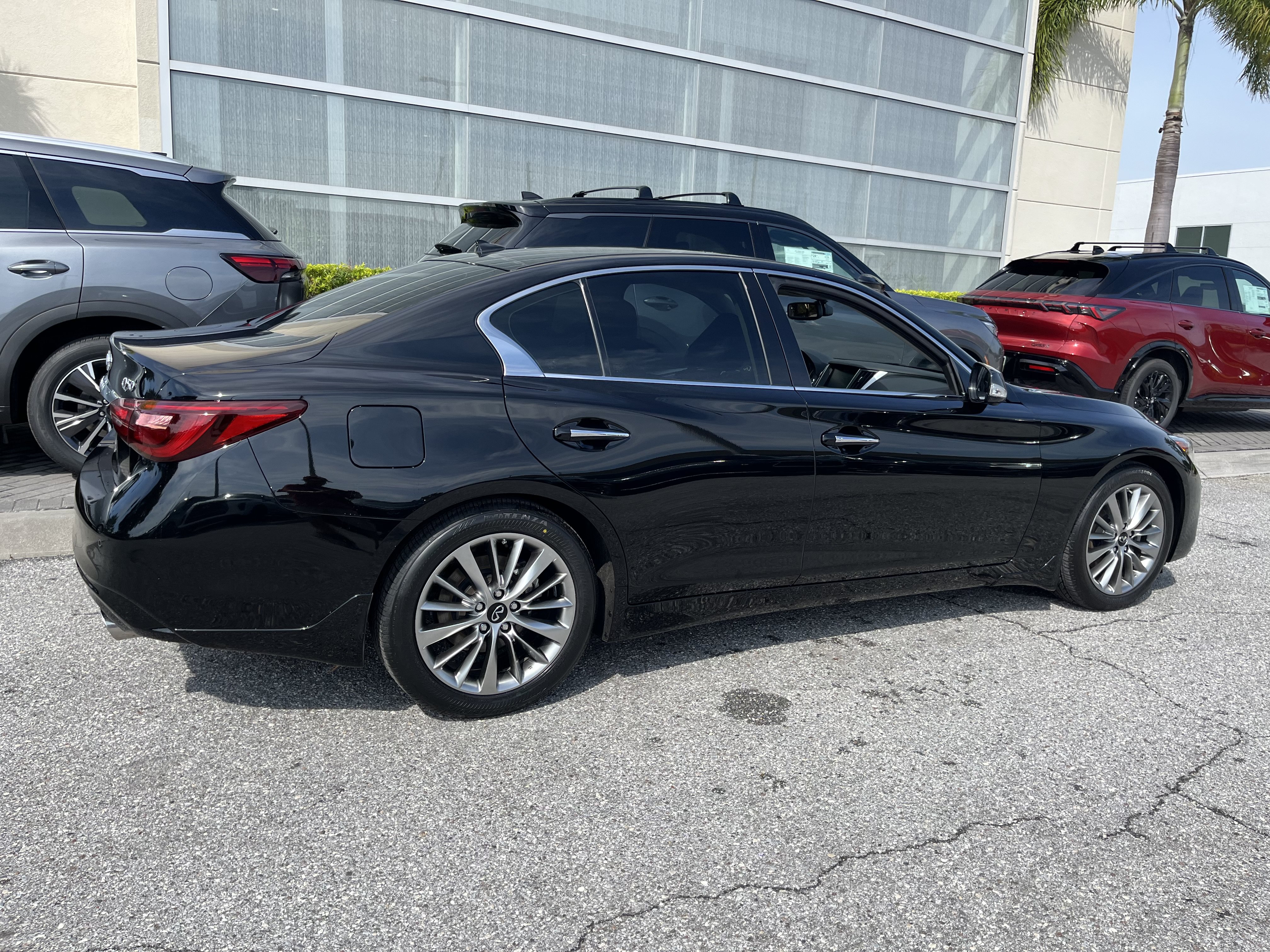 Used 2023 INFINITI Q50 Luxe w/ Cargo Package RWD image 9