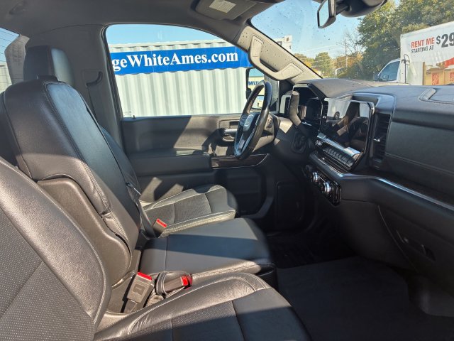 Used 2024 GMC Sierra 3500 SLE w/ SLE Convenience Package AWD/4WD image 16