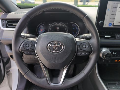 Certified 2023 Toyota RAV4 XSE AWD/4WD image 18