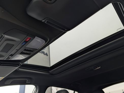 Used 2024 Subaru Crosstrek 2.5i Wilderness image 32