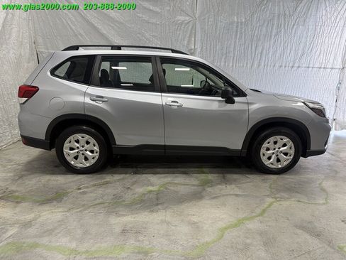 Used 2021 Subaru Forester AWD/4WD image 14