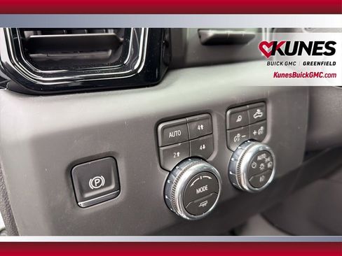 New 2026 GMC Sierra 1500 AT4 image 18