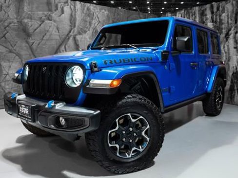 Used 2022 Jeep Wrangler Unlimited Rubicon 4xe w/ Cold Weather Group AWD/4WD image 1
