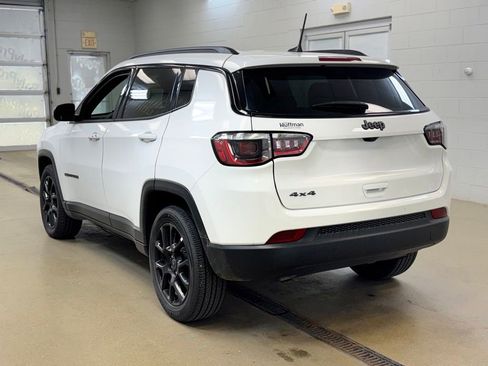 Used 2025 Jeep Compass Latitude w/ Altitude Special Edition AWD/4WD image 7