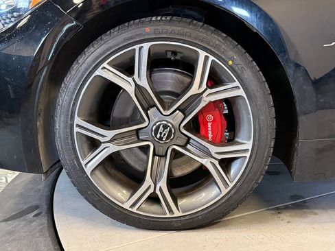 Used 2021 Kia Stinger GT1 image 28