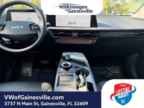 Used 2024 Kia EV6 Light RWD image 13