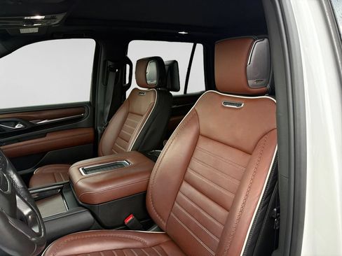 Used 2023 GMC Yukon Denali Ultimate AWD/4WD image 21