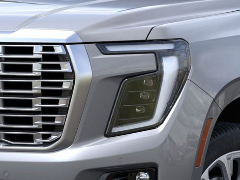 New 2025 GMC Yukon Denali w/ Denali Reserve Package image 34