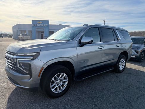 Used 2025 Chevrolet Tahoe LT image 7