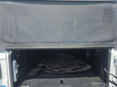 Used 2023 Jeep Wrangler Unlimited AWD/4WD image 26