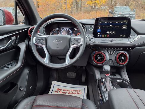 Used 2025 Chevrolet Blazer RS w/ Driver Confidence II Package image 9