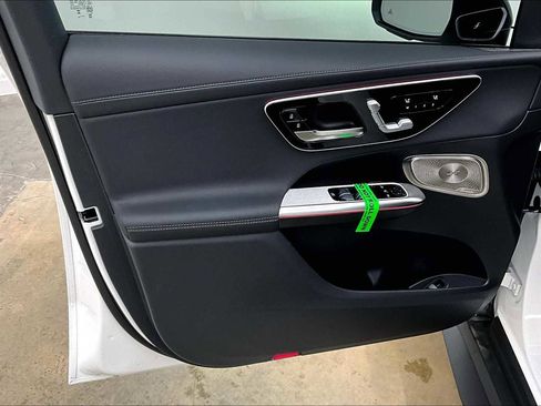 New 2025 Mercedes-Benz GLC 300 4MATIC image 10