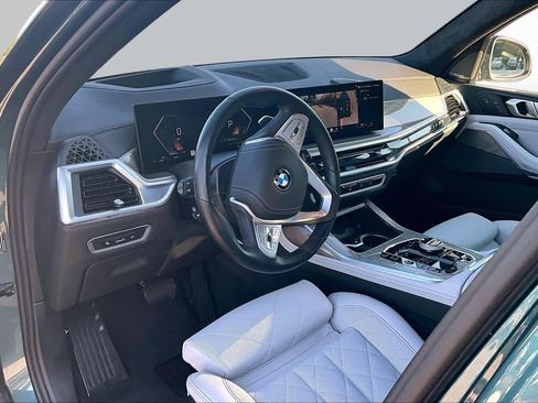 Used 2024 BMW X7 xDrive40i w/ Executive Package AWD/4WD image 17