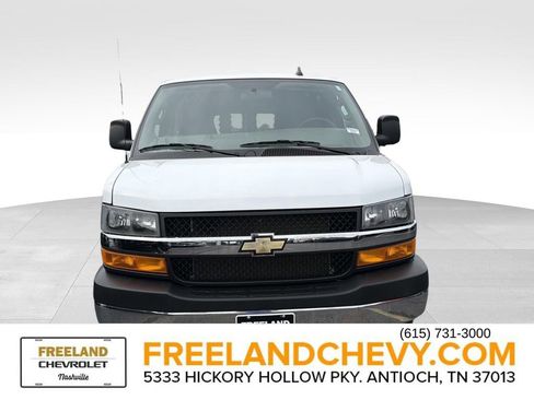 Used 2023 Chevrolet Express 2500 w/ Driver Convenience Package image 9