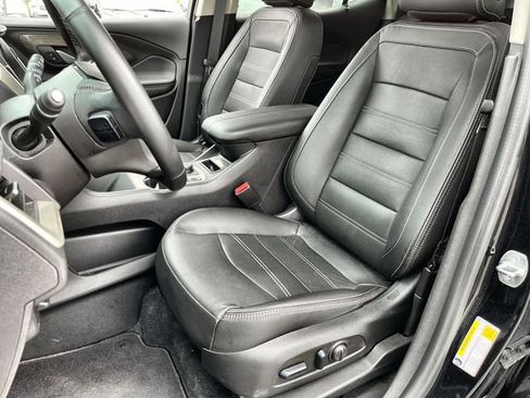 Used 2024 GMC Terrain Denali AWD/4WD image 14