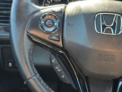 Certified 2022 Honda HR-V Sport image 31