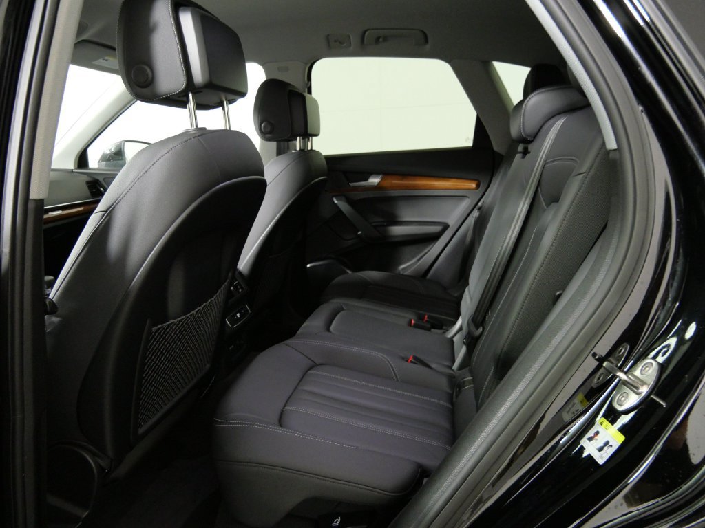 Used 2023 Audi Q5 2.0T Premium AWD/4WD image 16