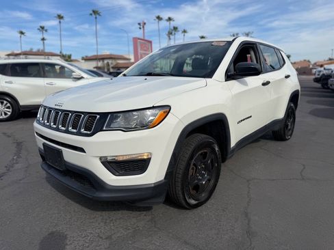 Used 2017 Jeep Compass Sport image 7