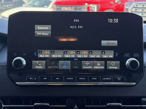 Used 2024 Mitsubishi Outlander SE image 16