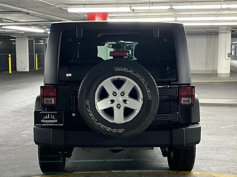 Used 2015 Jeep Wrangler Unlimited Sport w/ Quick Order Package 24S AWD/4WD image 25