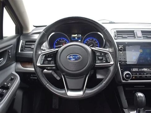 Used 2019 Subaru Outback 3.6R Limited AWD/4WD image 13