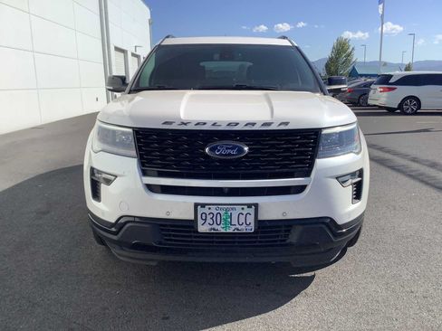 Used 2019 Ford Explorer Sport w/ Equipment Group 401A AWD/4WD image 9