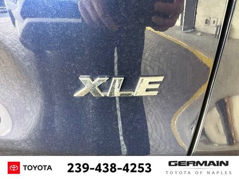 Used 2021 Toyota RAV4 XLE Premium FWD image 7