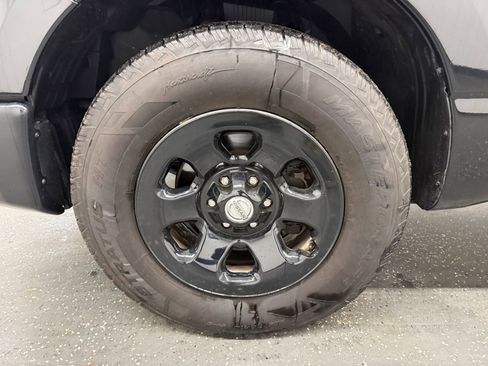 Used 2018 Nissan Titan S w/ S Utility Package image 18