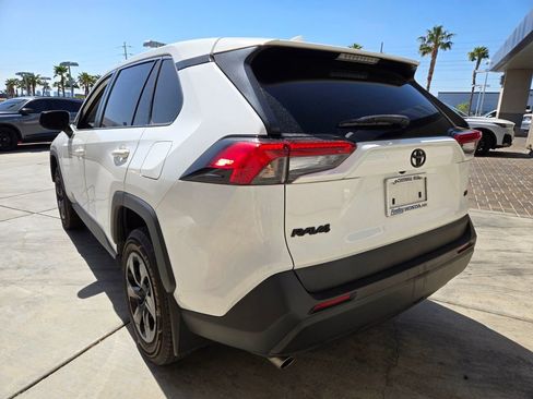 Used 2023 Toyota RAV4 LE FWD image 3