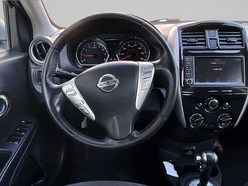 Used 2019 Nissan Versa SV w/ SV Special Edition Package image 9