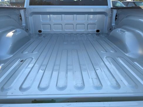 Used 2026 RAM 2500 Laramie AWD/4WD image 6