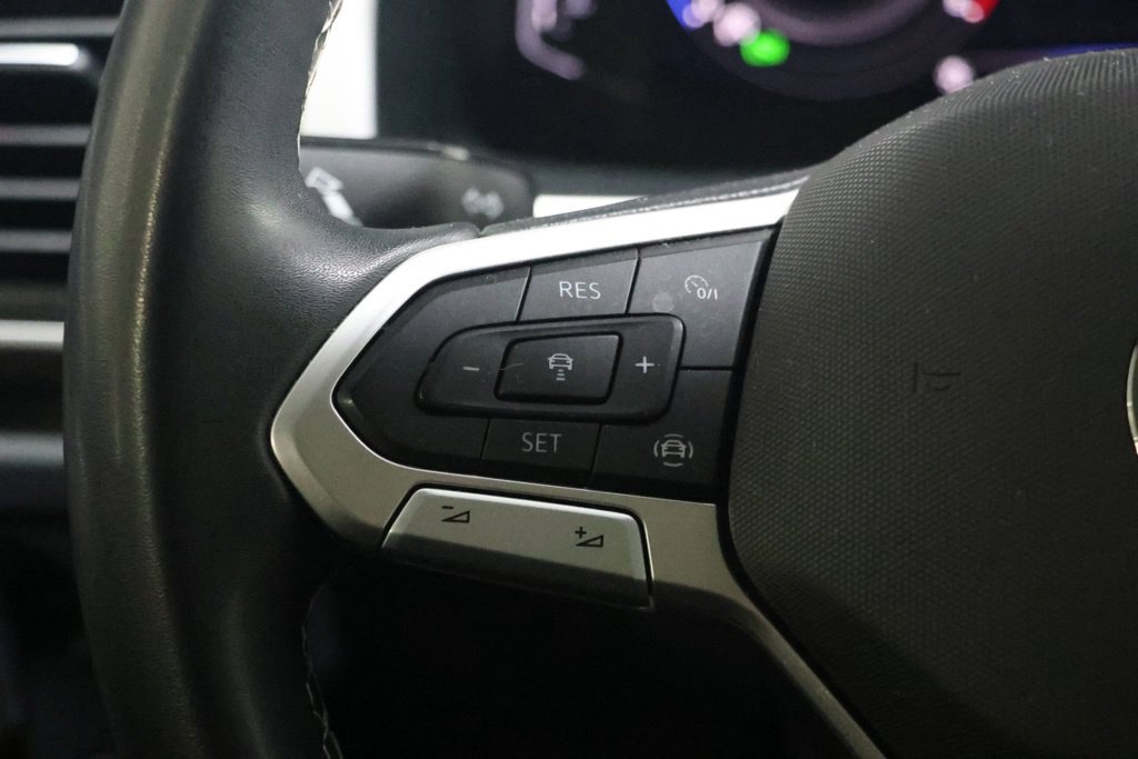 Used 2022 Volkswagen Atlas SE FWD image 19