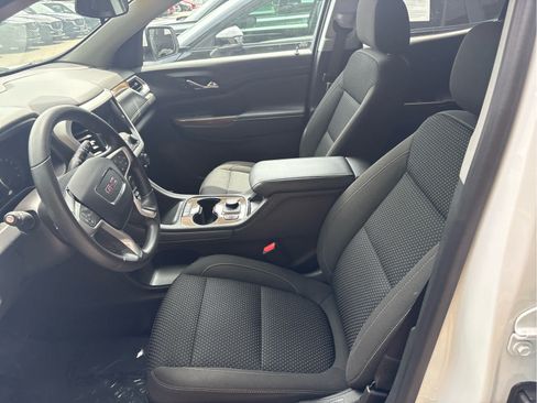 Used 2023 GMC Acadia SLE w/ Driver Convenience Package AWD/4WD image 4