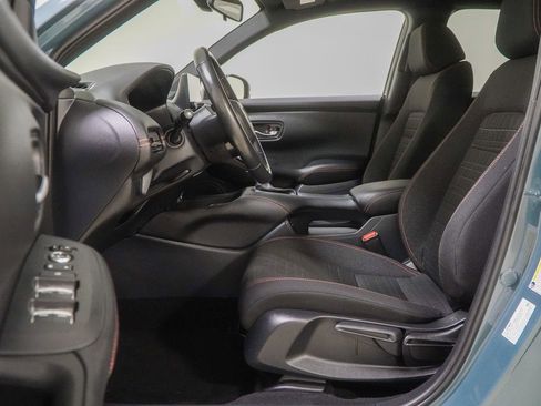 Used 2025 Honda HR-V Sport image 20