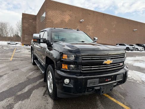 Used 2015 Chevrolet Silverado 2500 LTZ w/ Duramax Plus Package image 2