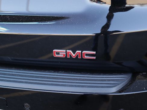 New 2026 GMC Yukon Denali image 43