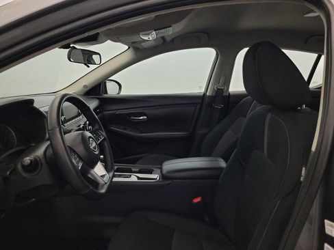 Used 2025 Nissan Sentra SV w/ All-Weather Package FWD image 17