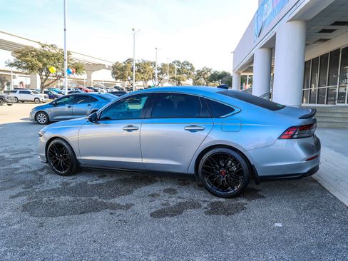 Used 2024 Honda Accord Sport image 10