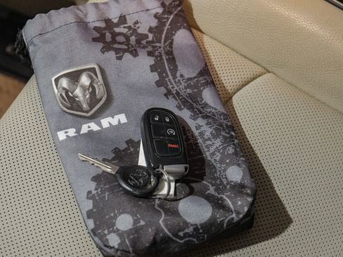 Used 2018 RAM 2500 Limited image 64