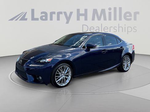 Used 2014 Lexus IS 250 w/ Navigation Package RWD image 1