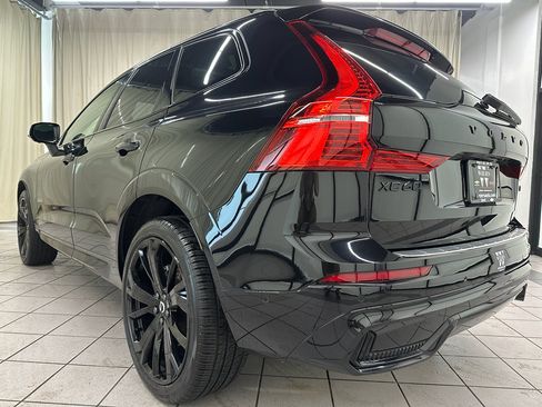 Used 2024 Volvo XC60 B5 Ultimate w/ Protection Package Premier image 9