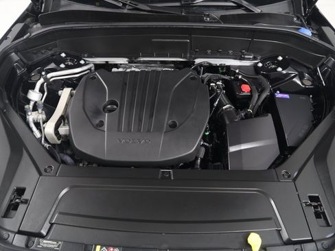 Used 2025 Volvo XC90 B5 Plus w/ Protection Package Premier image 55