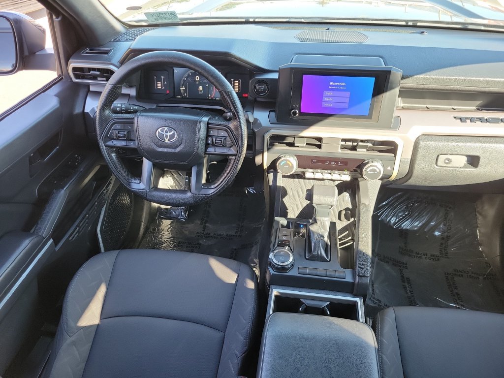 Used 2025 Toyota Tacoma SR5 AWD/4WD image 14