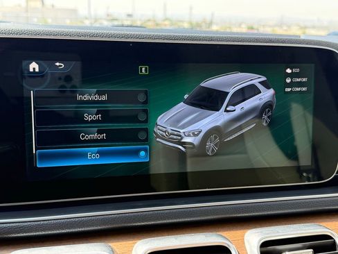 Used 2023 Mercedes-Benz GLE 450 4MATIC image 24