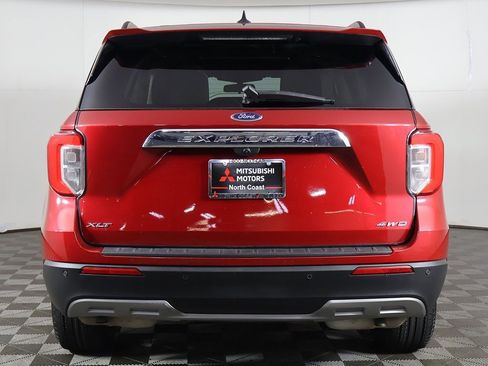 Used 2022 Ford Explorer XLT w/ Equipment Group 202A image 11